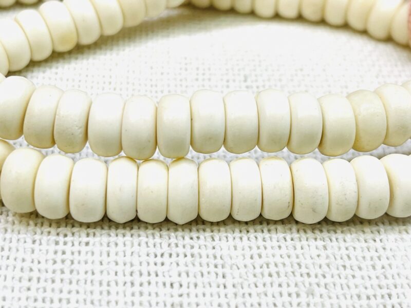 10mm Tyre Bone /white beads /necklace - Image 3