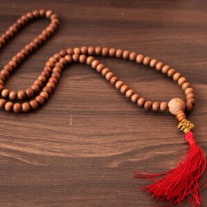 sandalwood /108 prayer beads /nepal Necklace handmade