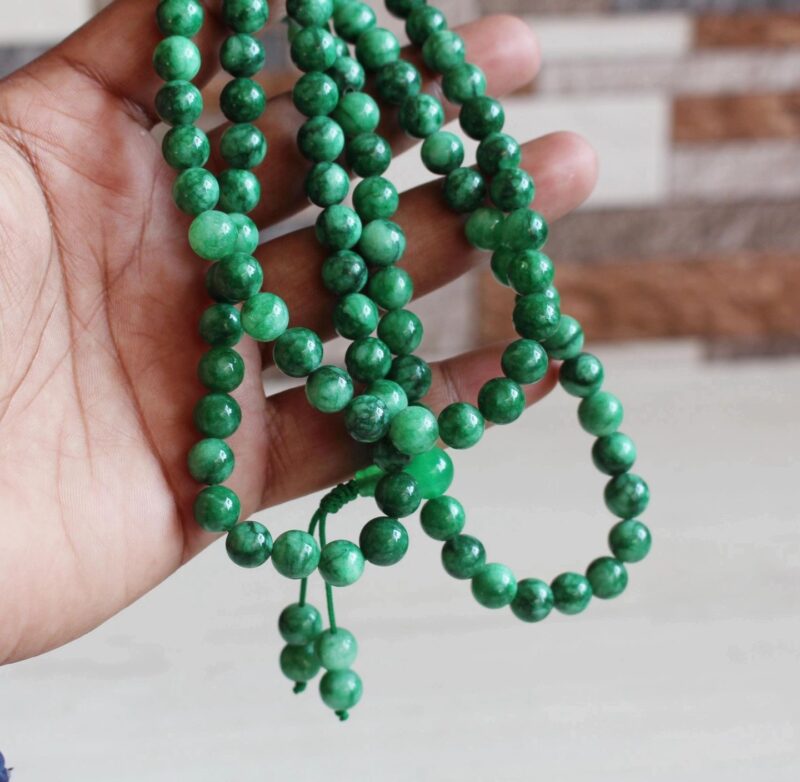 Green Jade stone /Mala Necklace /108 prayer beads Nepal - Image 3